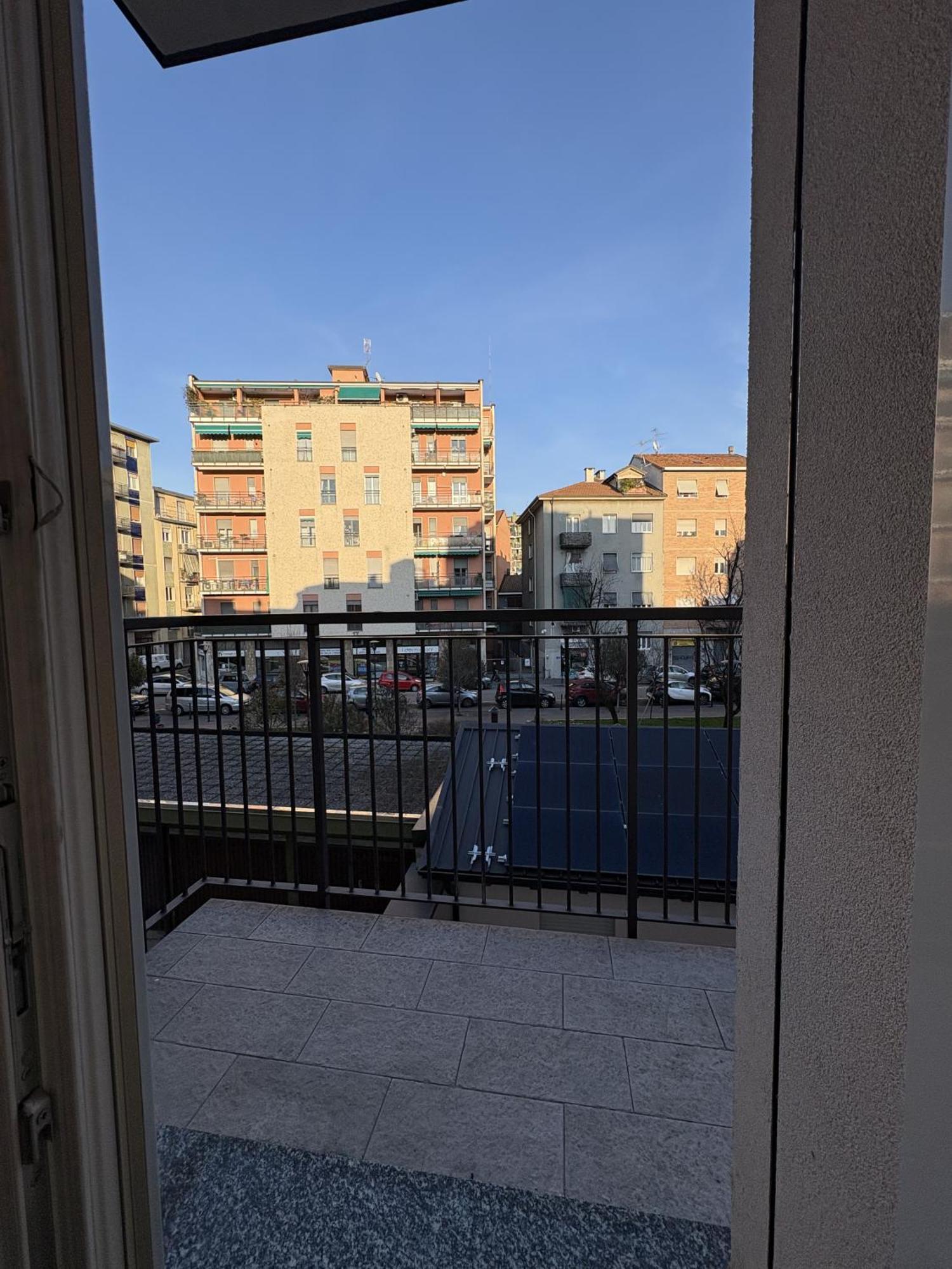 Essential Apartment Sesto San Giovanni Exterior photo